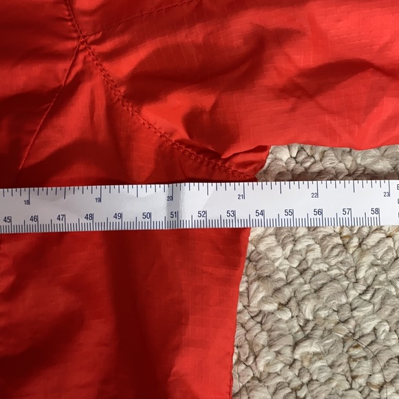 women’s North face size Medium orange wind breaker - Picture 10 of 10